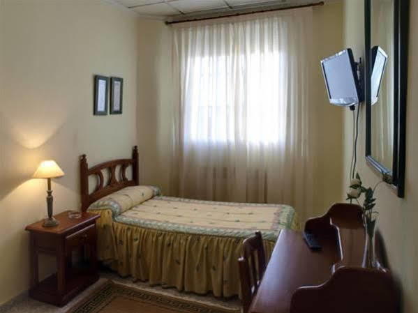 Hostal El Pinar Ávila Zewnętrze zdjęcie